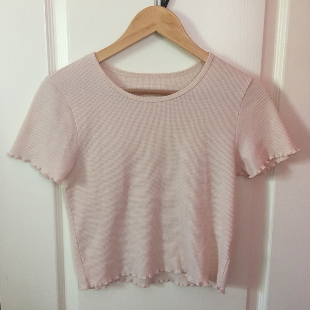 American Eagle Lettuce Trim T Shirt